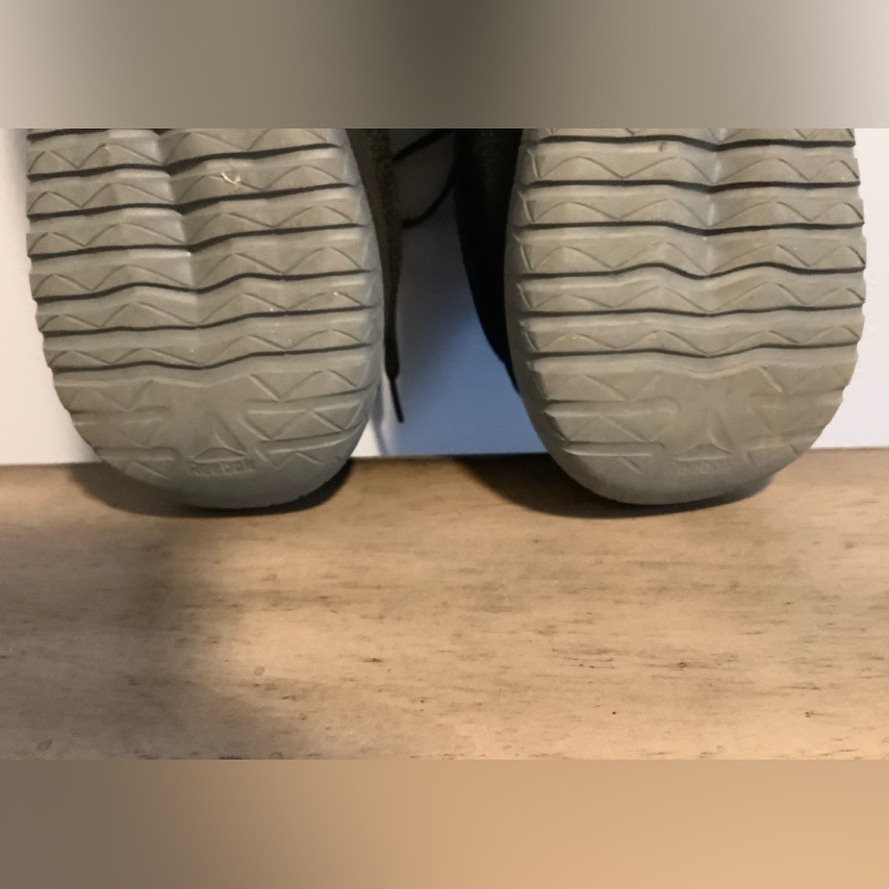 Unisex Reebox size 11 - Picture 7 of 11